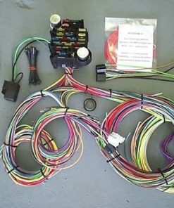 Universal Wiring Harness 18 Fuse - 21 Circuits